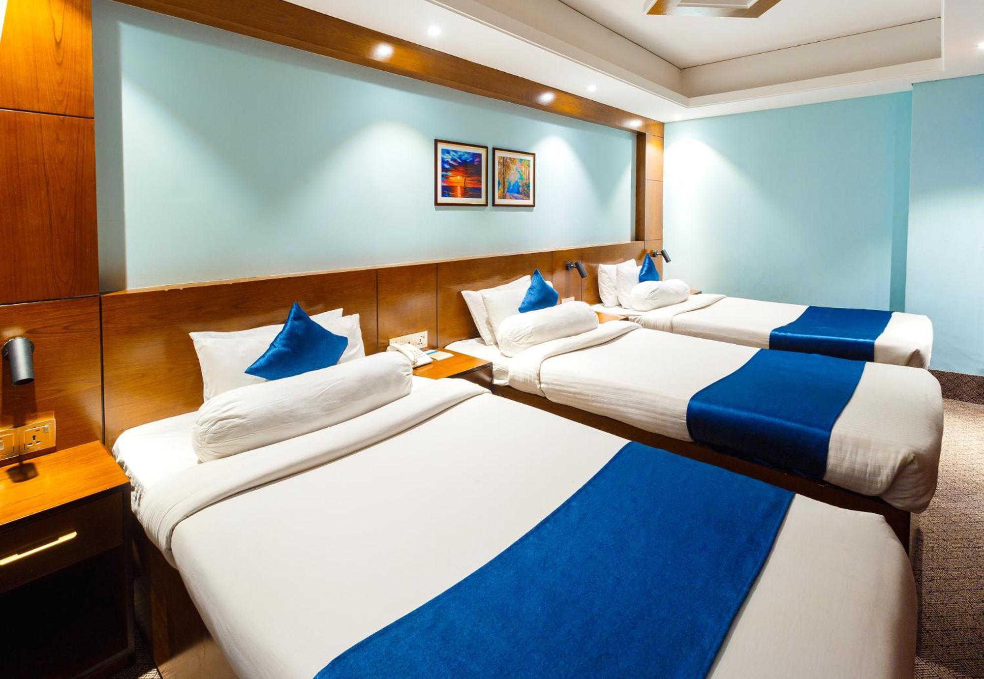 Hotel The Capital Ltd. Dhaka Extérieur photo